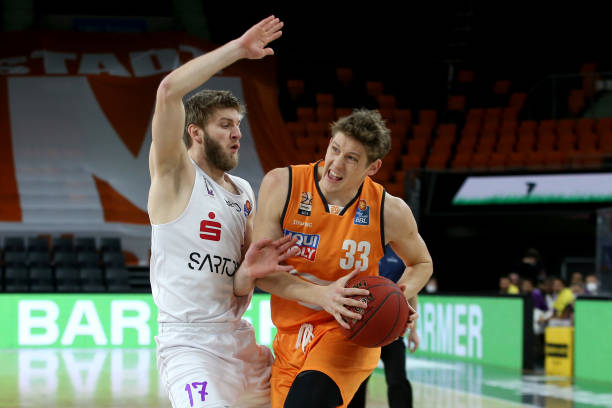 干净利落的 干净利落的