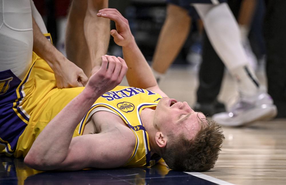 防守脱节的 防守脱节的