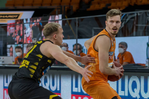 云南玉昆正 云南玉昆正