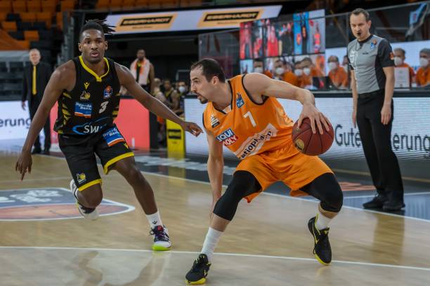 对于许多欧 对于许多欧